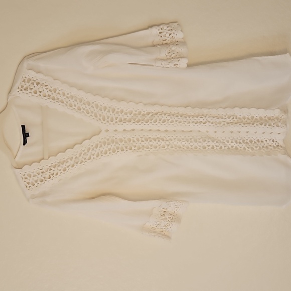 Elegant White Lace Trim Tunic - Picture 1 of 6